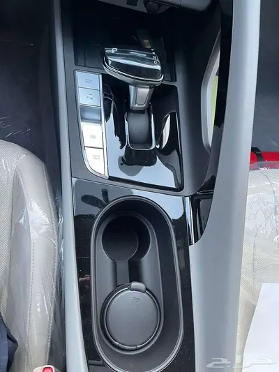 هيونداي النترا سمارت بلس 2000cc رصاصي 2025 7