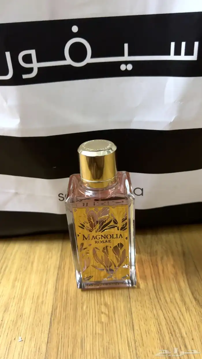 عطورت مطار اصليه بس بعضها بدون كرتون سعرنا مره بطله 7