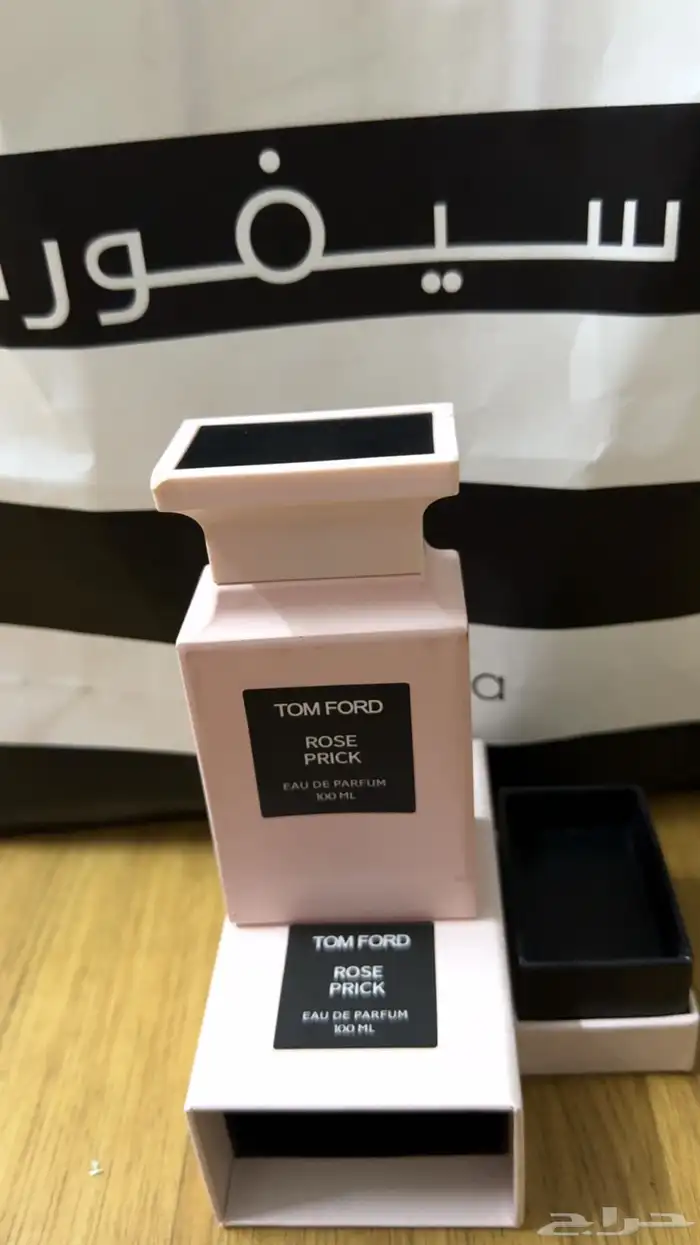 عطورت مطار اصليه بس بعضها بدون كرتون سعرنا مره بطله 10