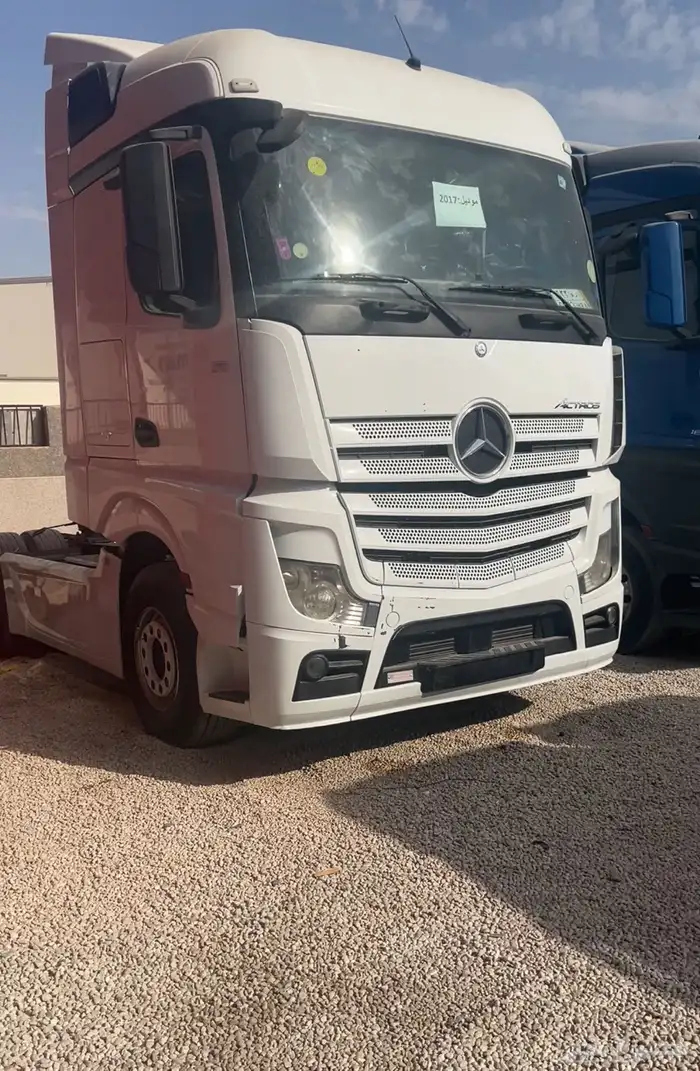 معدات ثقيله للإيجار الوجه املج ضبا العلاء 29