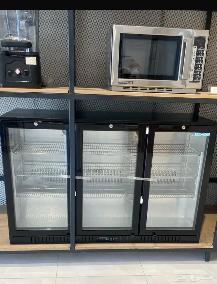 سخان الهوت شكلت. كوفي داي 0