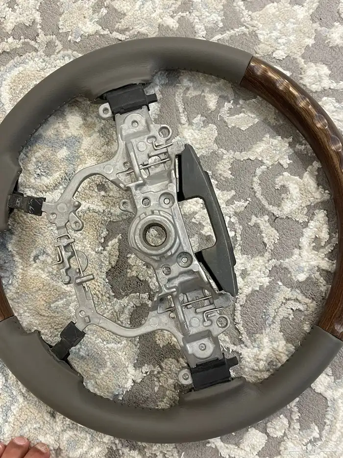 دركسون في اكس ار 2016 الي. 2021 1