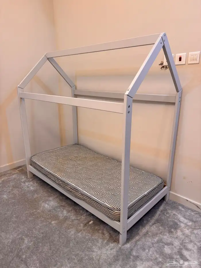 سرير اطفال جديد 0