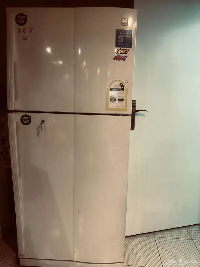 ثلاجة للبيع 0
