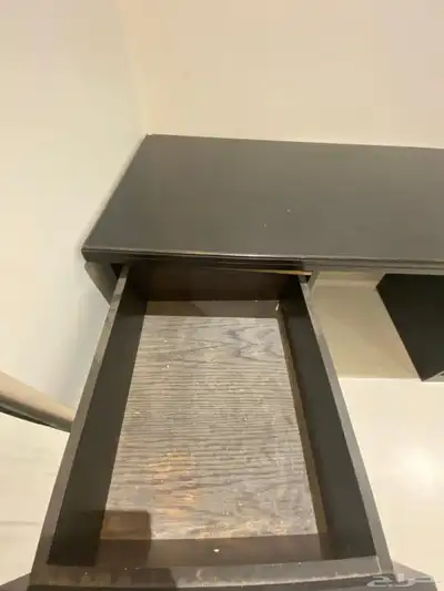 طاولة مكتب للبيع 2