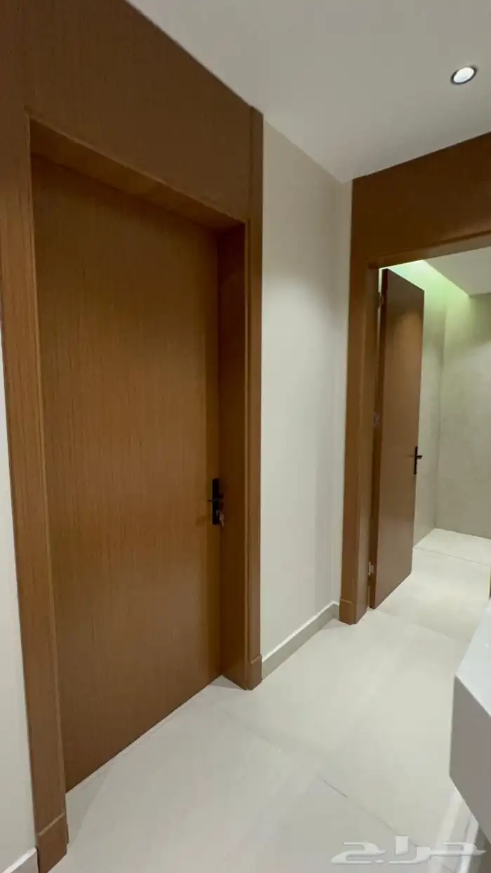 شقق وملحق للبيع الطائف حي شهار موقع مميز 1