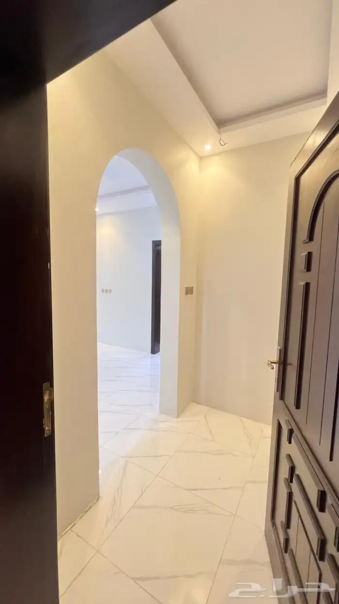 شقة غرفتين للايجار شامل الكهرباء والماء شهري 4