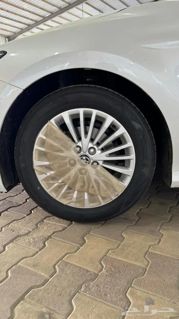 كامري LE ابيض بنزين بنوك ومؤسسات وشركات 5