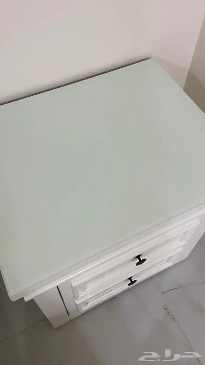 تسريحة مع كومدينة طقم 4