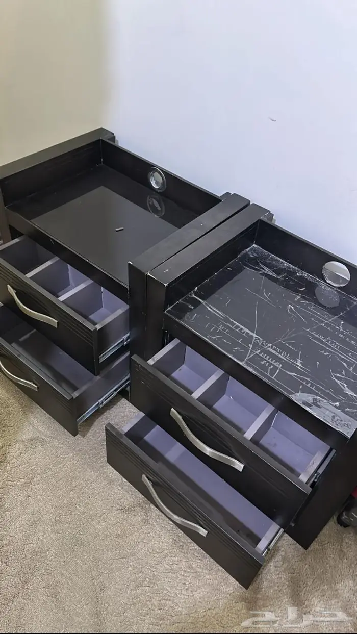 غرفة نوم نفرين بحالة ممتازة خشب جيد 2