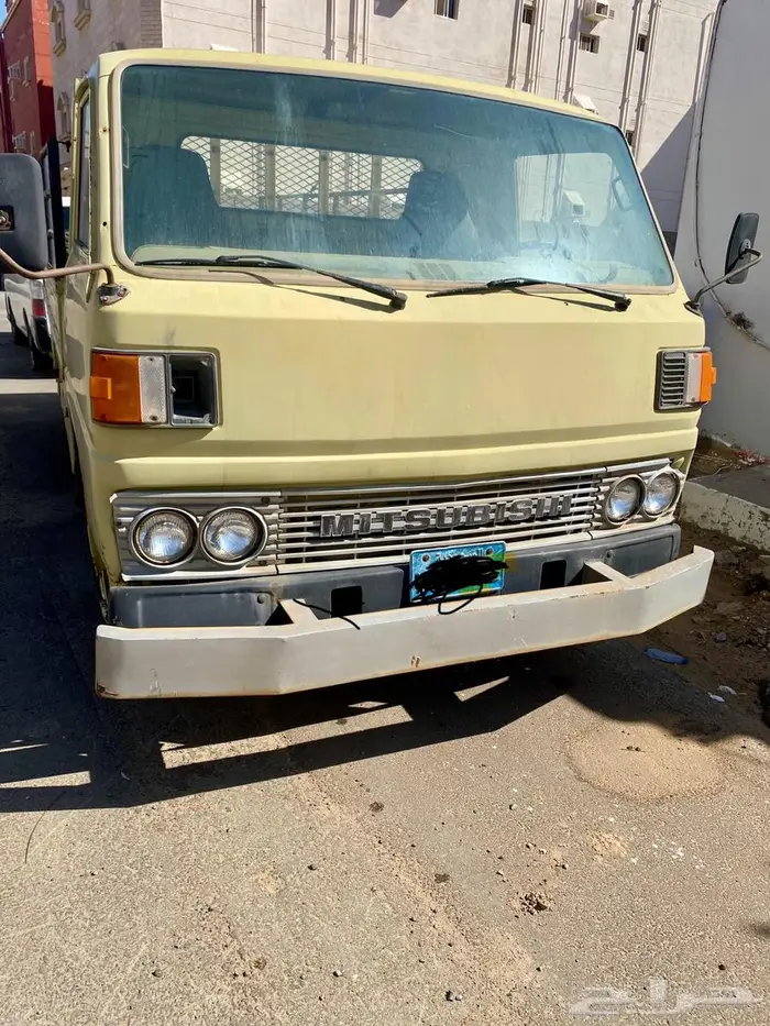 دينا متسيوبيشي موديل 83 للبيع 1