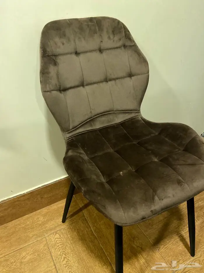 للبيع طاولة طعام خشب فخمه 8 كراسي فخمة اخت الجديدة 2