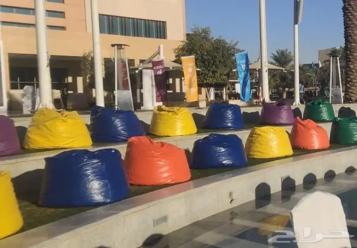 ايجار كنب وطاولات خدمه ( خدمة و كوكتيل ) 16