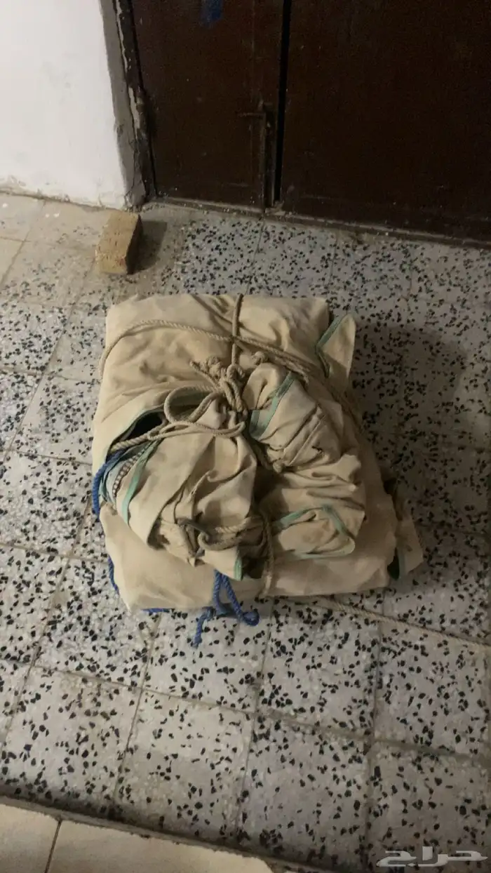 لبيع خيمه مستخدمه عمود واحد 4 4 خيمه الجزيره من مصنع القاضي 0