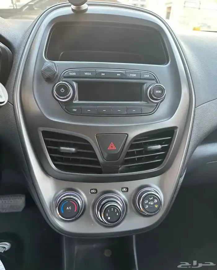 سيارة سبارك 2020 لون فضي 2