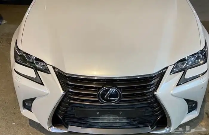 للبيع قاعده لوحه مع الإيطار تركب اغلب السيارات 10