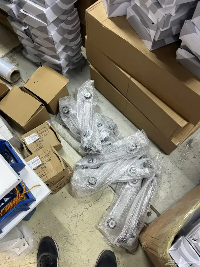 قطع غيار BMW 8