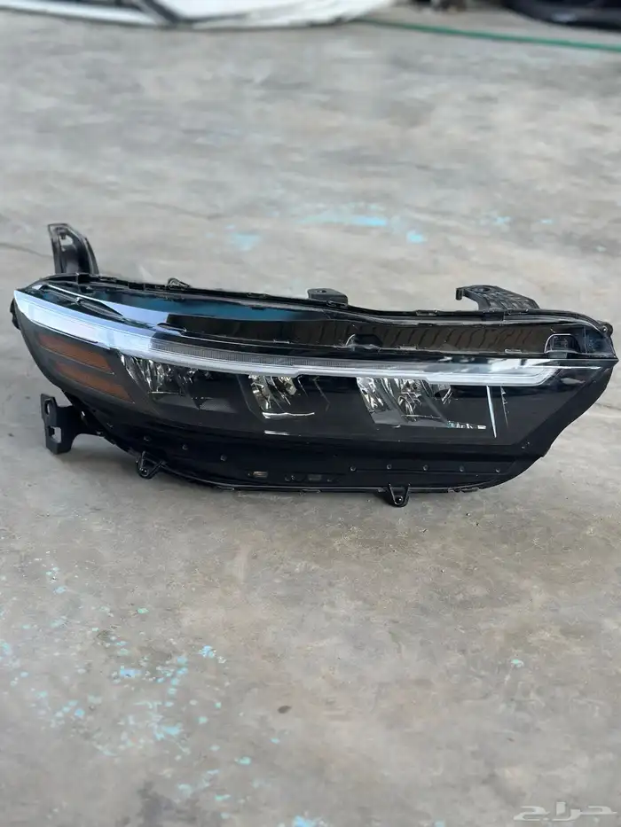 شمعة اكورد يمين2024 0