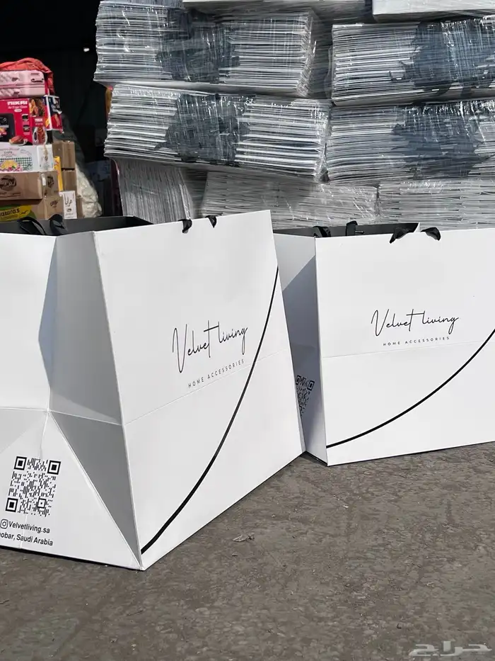 طباعة اكياس بمقاسات-كبير رولات-شرايط-بوكسات شحن-ستيكر 1