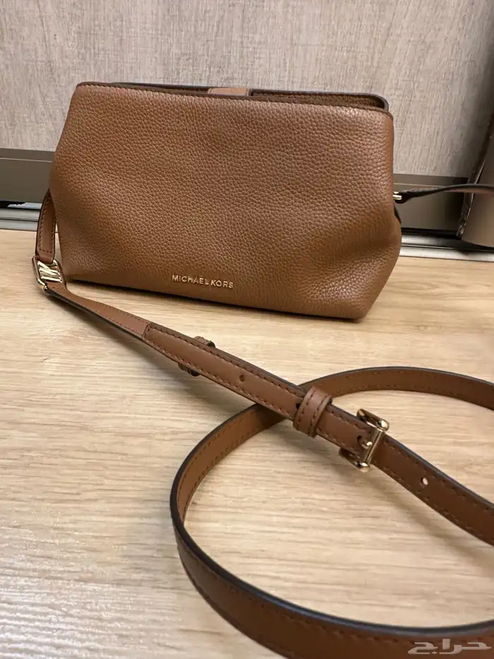 شنط ماركات للبيع (مايكل كورس ) تم تخفيض السعر 2