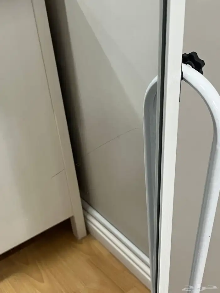 مرايه ارضيه بيضاء 1