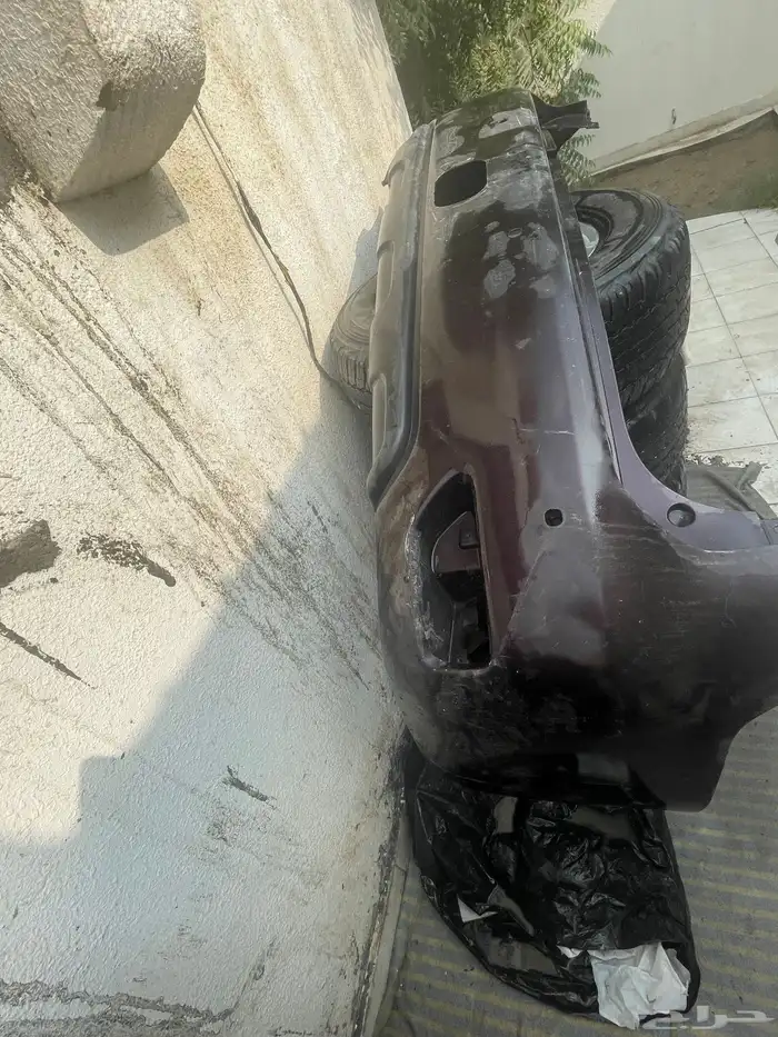 قطع بدي نيسان باترول 12