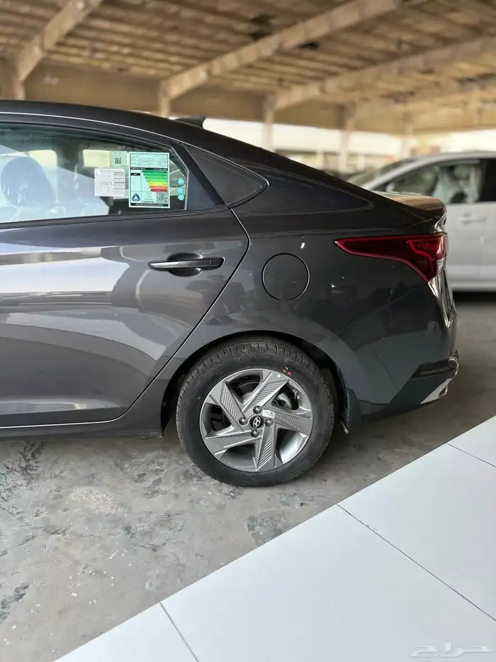هيونداي اكسنت ميد 2023 6
