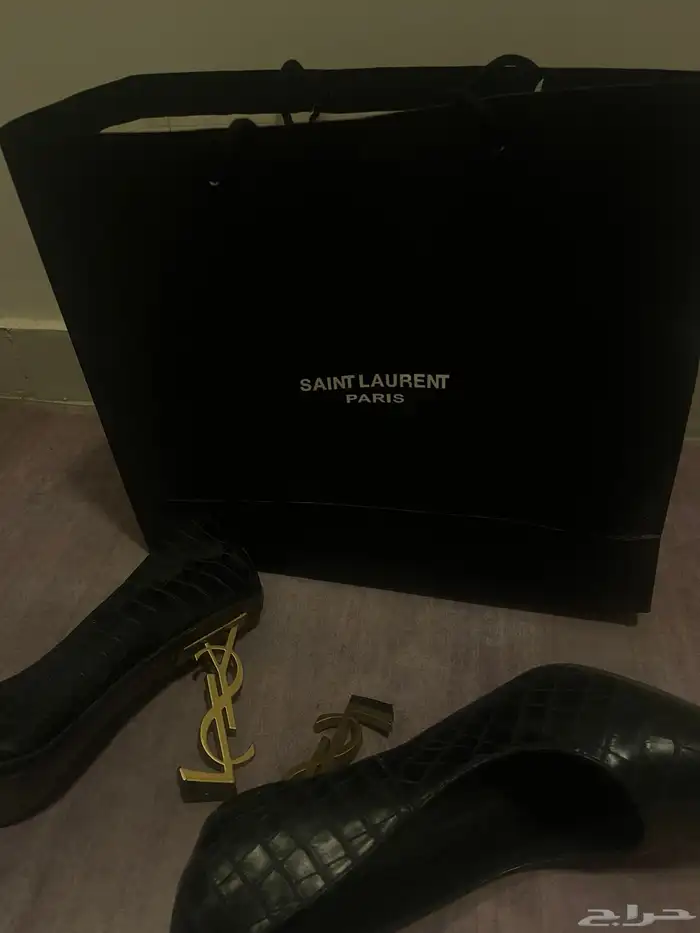 كعب سان لوران ماستر 0