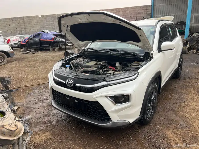 تويوتا اوربان كروزر مصدوم قطع غيار 2024 7