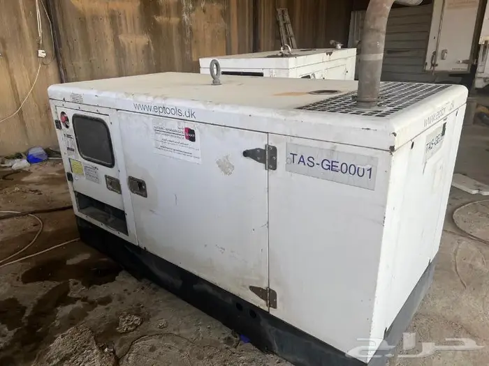 مولدات كهربائيه للبيع أو للايجار كبيرأوصغير كاتم للصوت 3