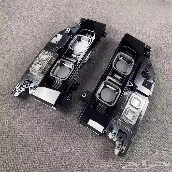 جناح ديفندر رفارف اسود لامع وطايات واكسسوارات X URBAN 16