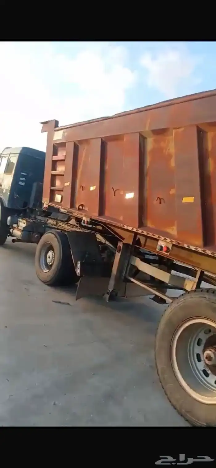 للبيع صندوق 24طن المورقي تصنيع الرياض مع سيارة آلبي مديل 85 1