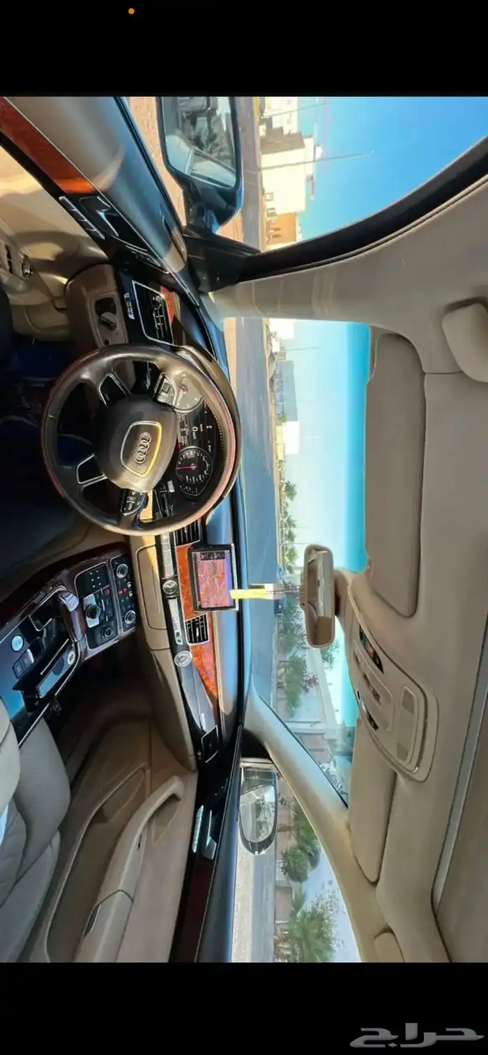 اودي A8L 12