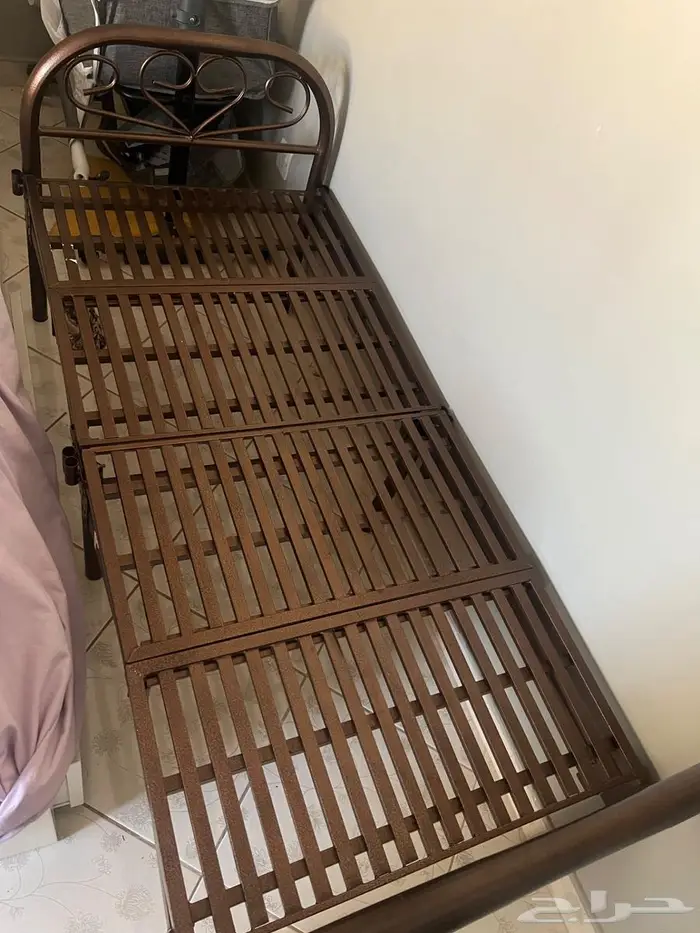 سرير يتصفط للبيع 1