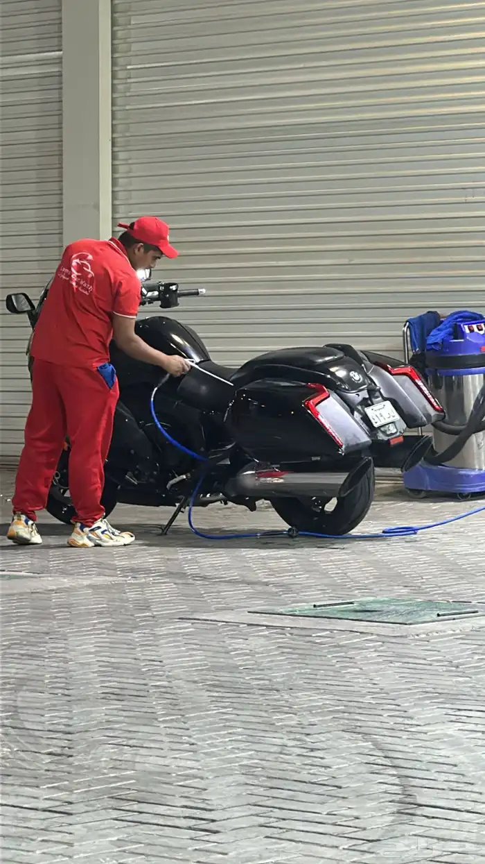 دباب بي ام دبليو BMW 2018 K1600B 2