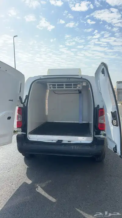 بيجو بارتنر 2022 ثلاجة 8