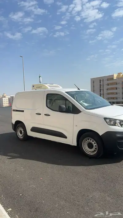 بيجو بارتنر 2022 ثلاجة 4