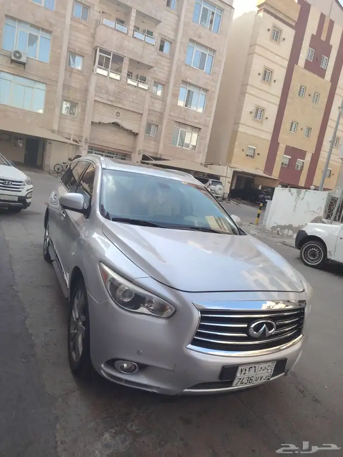 للبيع جيب انفنتي QX60 فل كامل 2015م اللون فضي 5