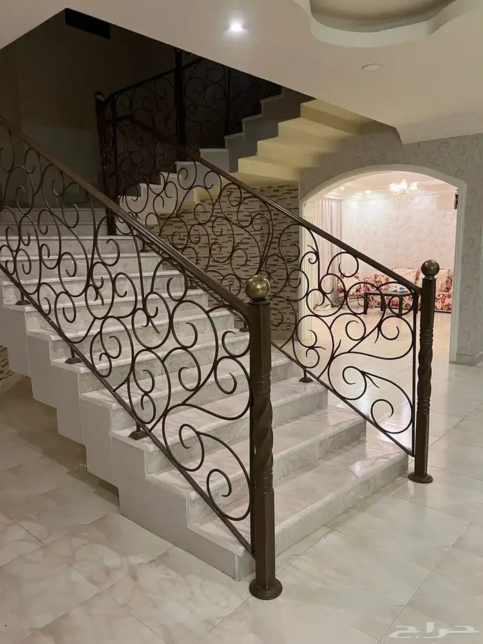 للبيع فيلا في مدينة القصيم حي المليداء 2