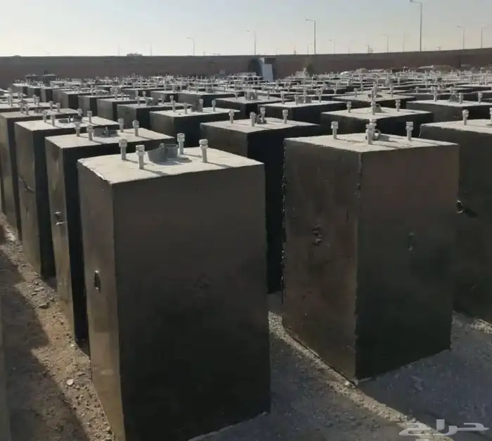 قواعد اعمدة انارة قواعد خرسانية مصنع منتجات خرسانية 0