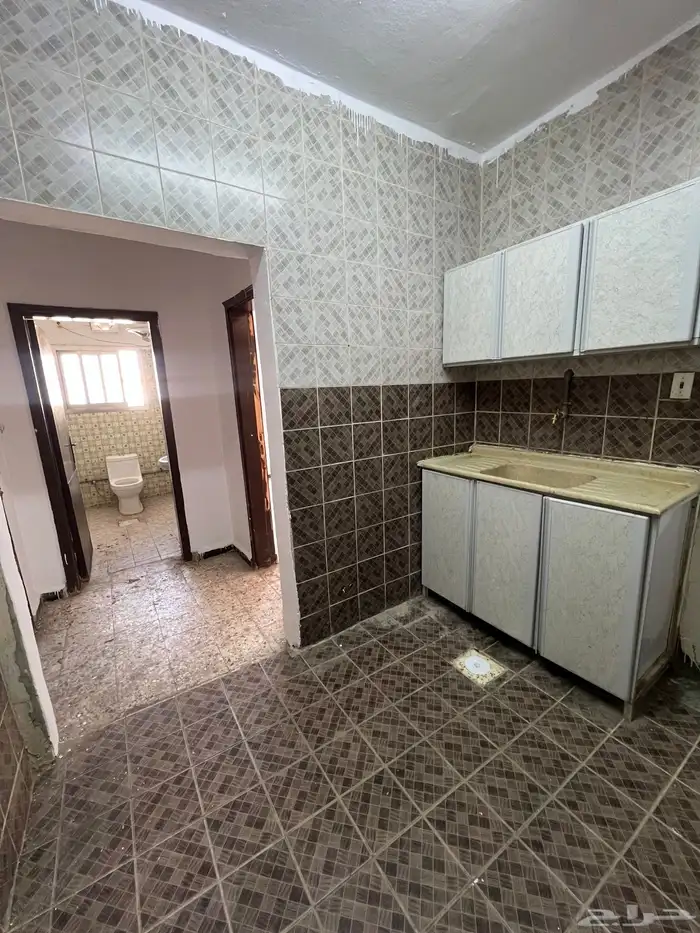 عمارة للأيجار 8 شقق 6