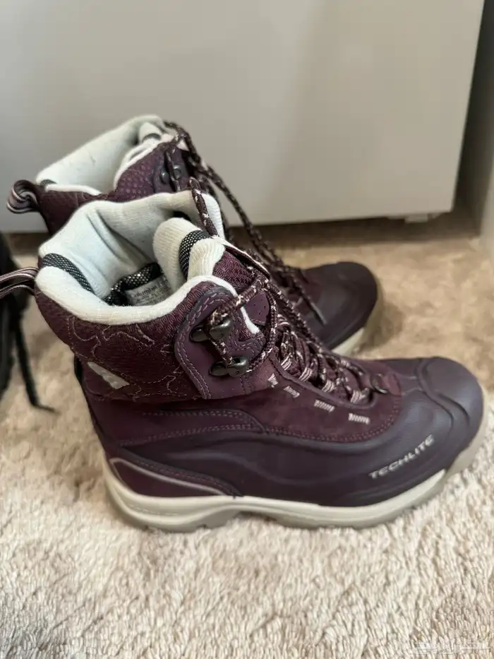بوت ثلج نسائي ماركة كولومبيا   Columbia boot 38EUR 2