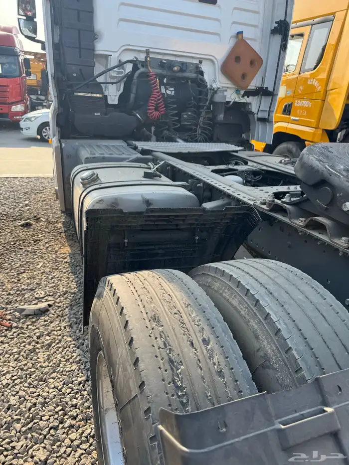 شاحنة سيتراك من الصين Sinotruck 3