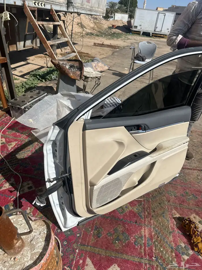 بابين يمين كامري 2021 مصدومين 4