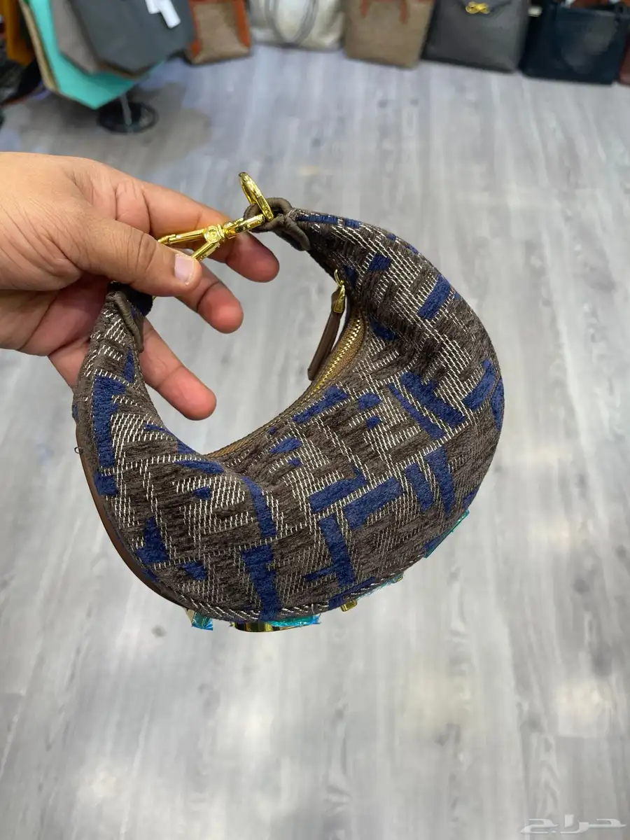 شوزات ماركات عالميه جوده توب مااستر 41
