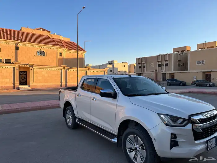 ايسوزو ديماكس ديزل 2022 6