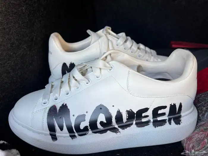 شوز الكساندر ماكوين للبيع 0