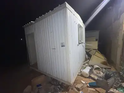 للبيع كرفان غرفه حديد متنقله مستعمله (( بركسات )) 6