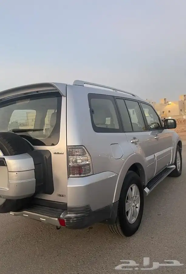 باجيرو دفلك للبيع او للبدل بسياره صغيره 2
