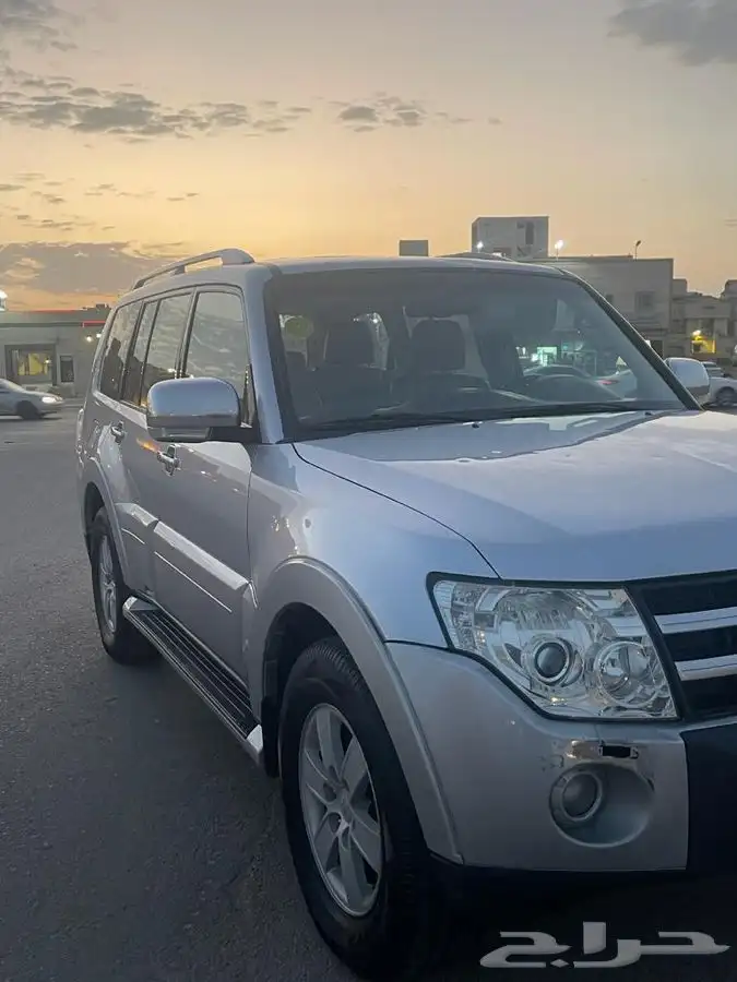 باجيرو دفلك للبيع او للبدل بسياره صغيره 4